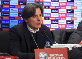 Vincenzo Montella s-a răstit la un jurnalist român: „Dacă faceți o greșeală într-un articol, dumneavoastră vă dați demisia?!”