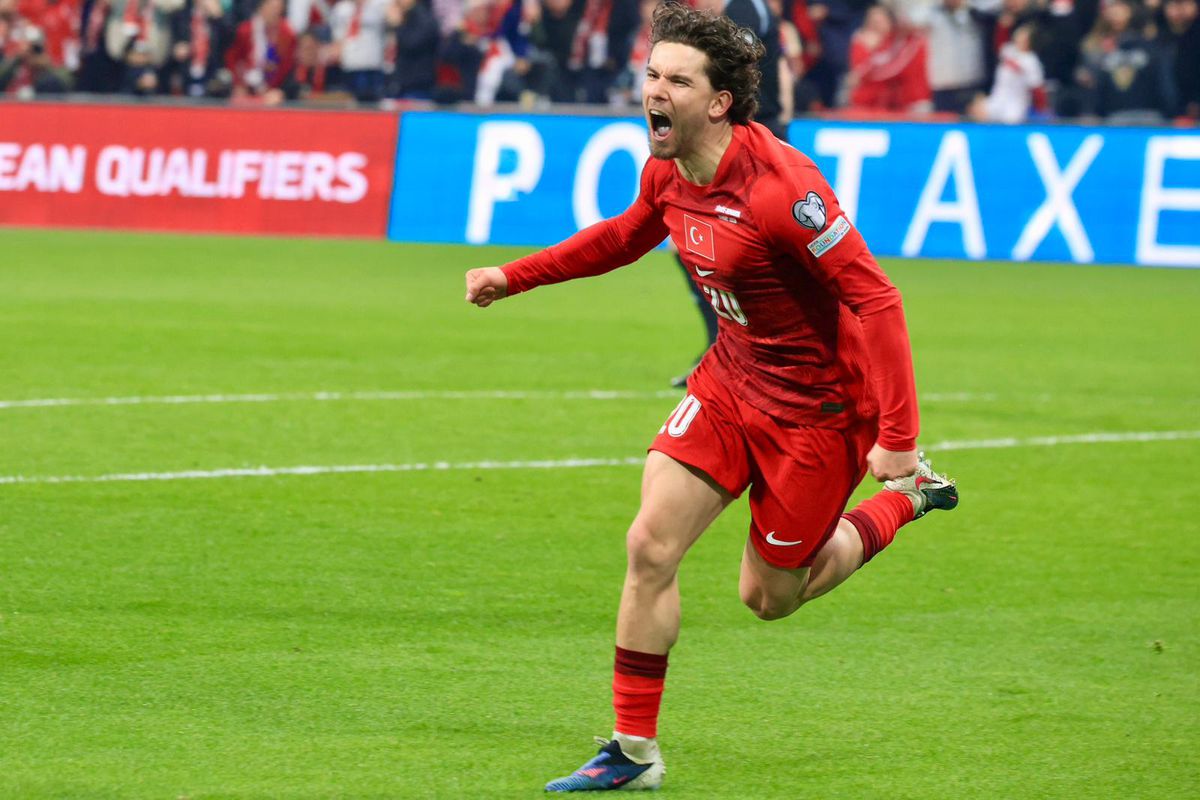 Golul lui Ferdi Kadioglu din Turcia - România