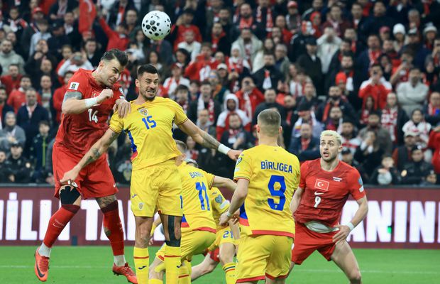 Propune REVOLUȚIA, după Turcia - România: „Poate domnul Hagi?”