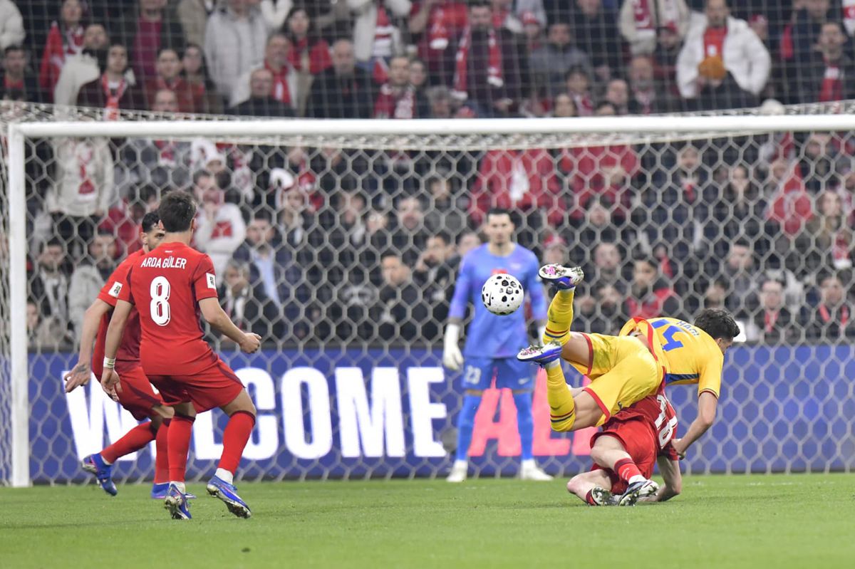 Ce s-a întâmplat pe gazon, imediat după Turcia - România: scenele pentru istorie cu Mircea Lucescu, la ultimul meci mare al carierei