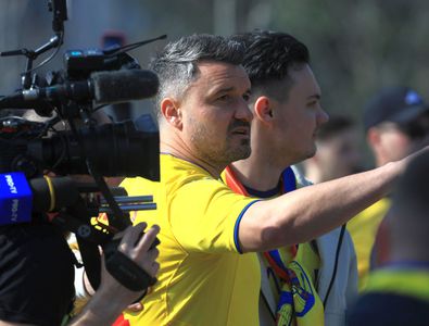 Echipa de start, confirmată: așa va juca Lucescu! + Românii pleacă spre ...