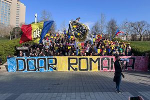 „Zidul galben” a ocupat Piața Taksim din Istanbul, cu Budescu „șef de galerie”: „Ce echipă avem, ne face să bem!”