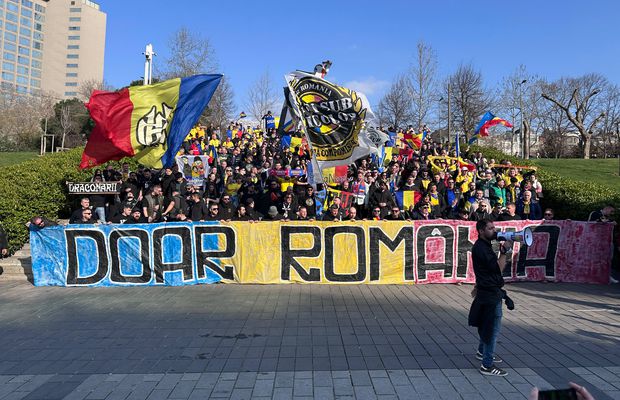 „Zidul galben” a ocupat Piața Taksim din Istanbul, cu Budescu „șef de galerie”: „Ce echipă avem, ne face să bem!”