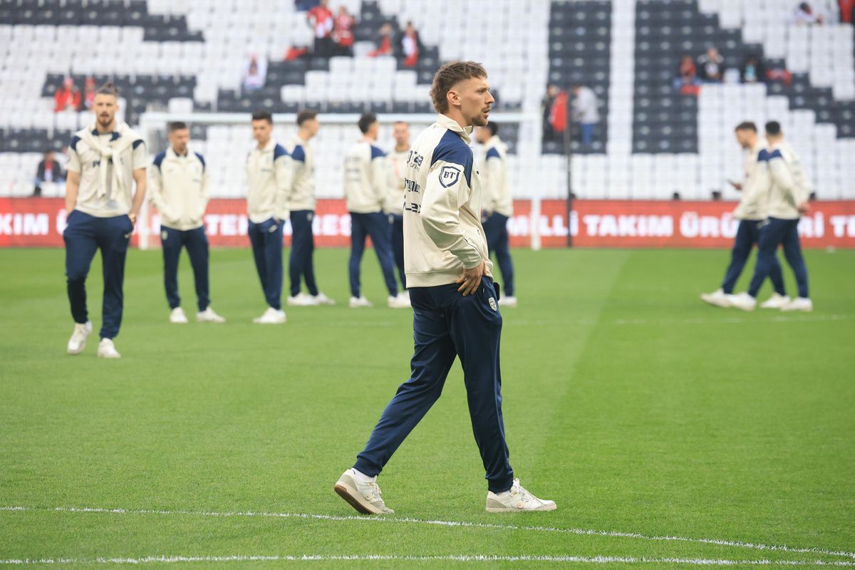 Turcia - România, fotbaliștii „tricolori” la inspecția gazonului și la încălzire