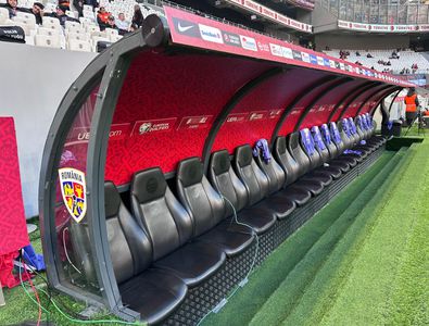 Echipa de start, confirmată » Mii de oameni au pătruns deja în stadion! ...