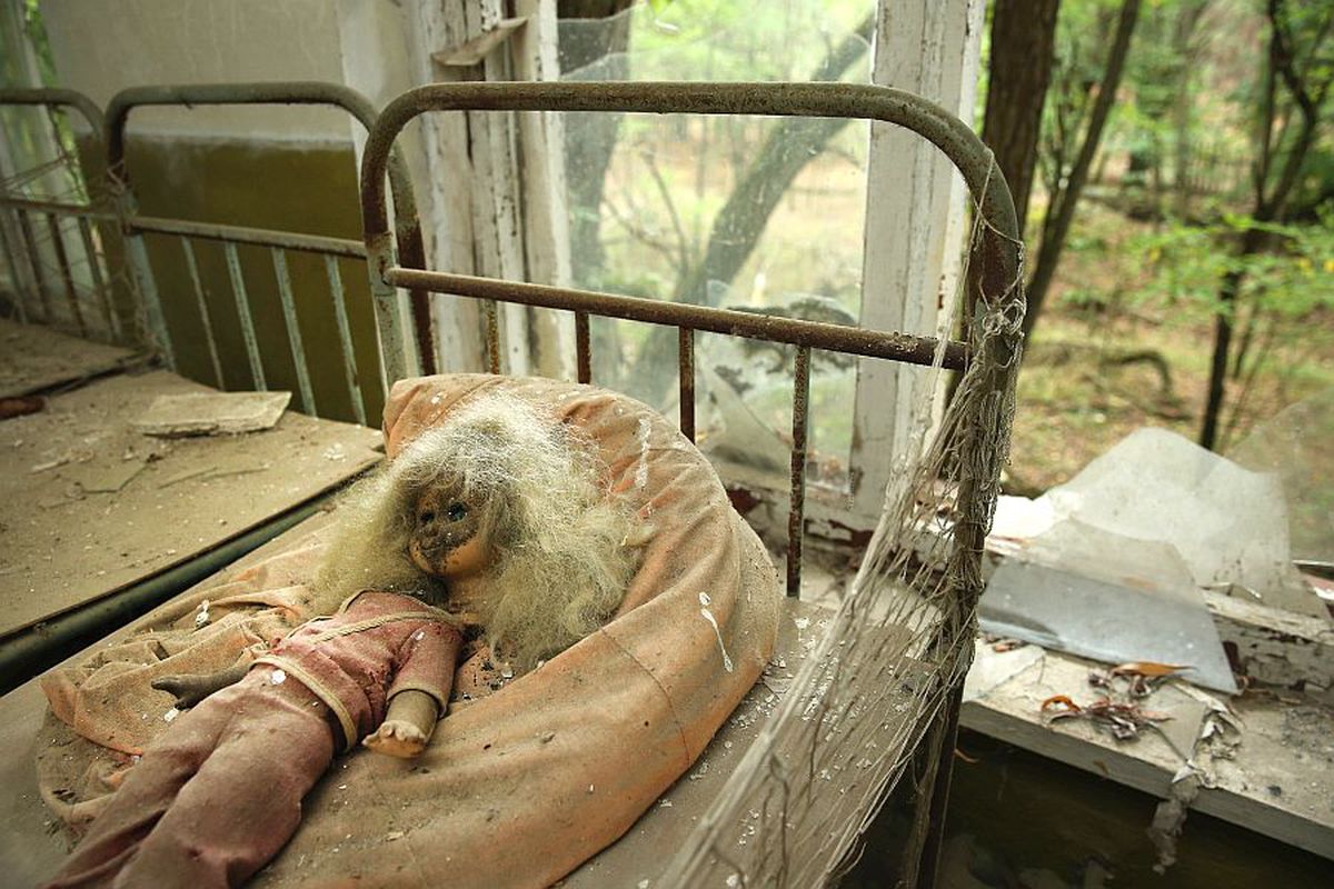 VIDEO + FOTO 34 de ani de la dezastrul nuclear de la Cernobîl! Ce își amintesc Cornel Dinu și Helmuth Duckadam: „O arsură puternică pe piele” + „N-aveam voie să prind mingea la piept!”