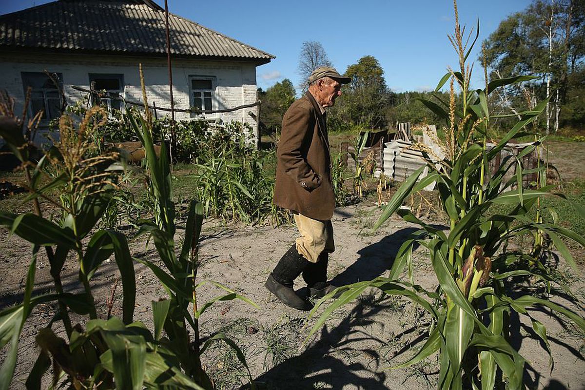 VIDEO + FOTO 34 de ani de la dezastrul nuclear de la Cernobîl! Ce își amintesc Cornel Dinu și Helmuth Duckadam: „O arsură puternică pe piele” + „N-aveam voie să prind mingea la piept!”