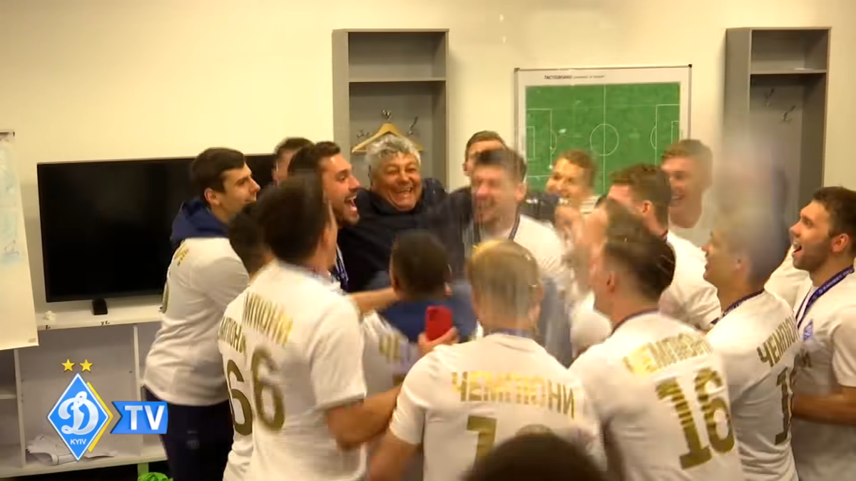FOTO Mircea Lucescu a ieșit campion cu Dinamo Kiev. Imagini din vestiar