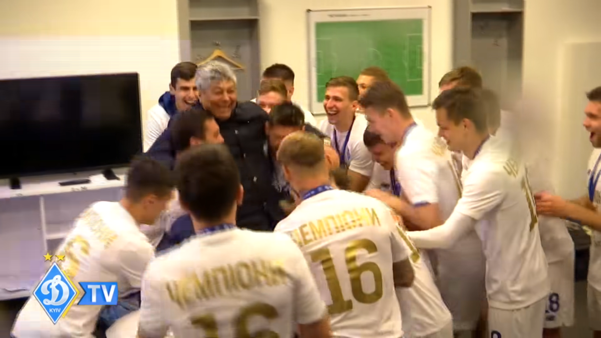 FOTO Mircea Lucescu a ieșit campion cu Dinamo Kiev. Imagini din vestiar