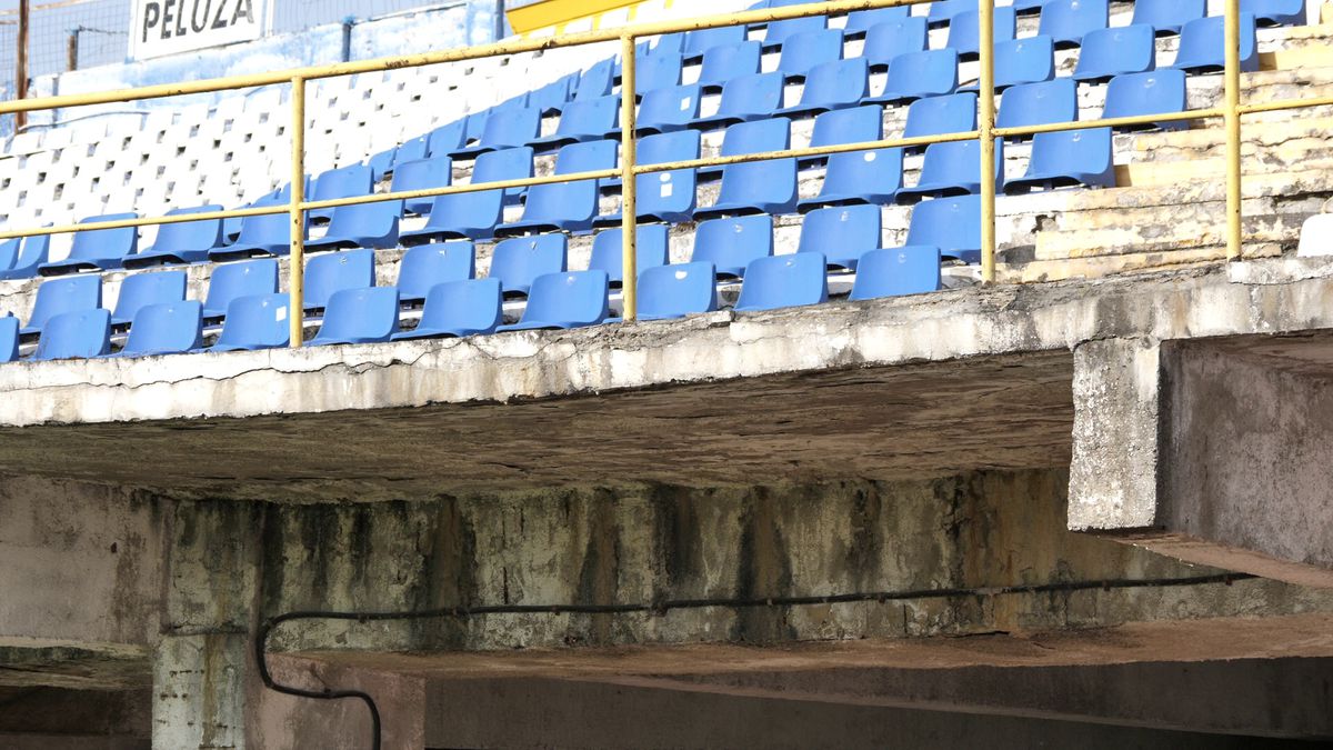 REPORTAJ. Pe Gloria Bistrița o găsește centenarul cu un stadion prăpădit