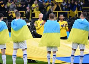 Mircea Lucescu, victorie în amicalul caritabil contra lui Dortmund » Momente emoționante și suma impresionantă strânsă din donațiile fanilor