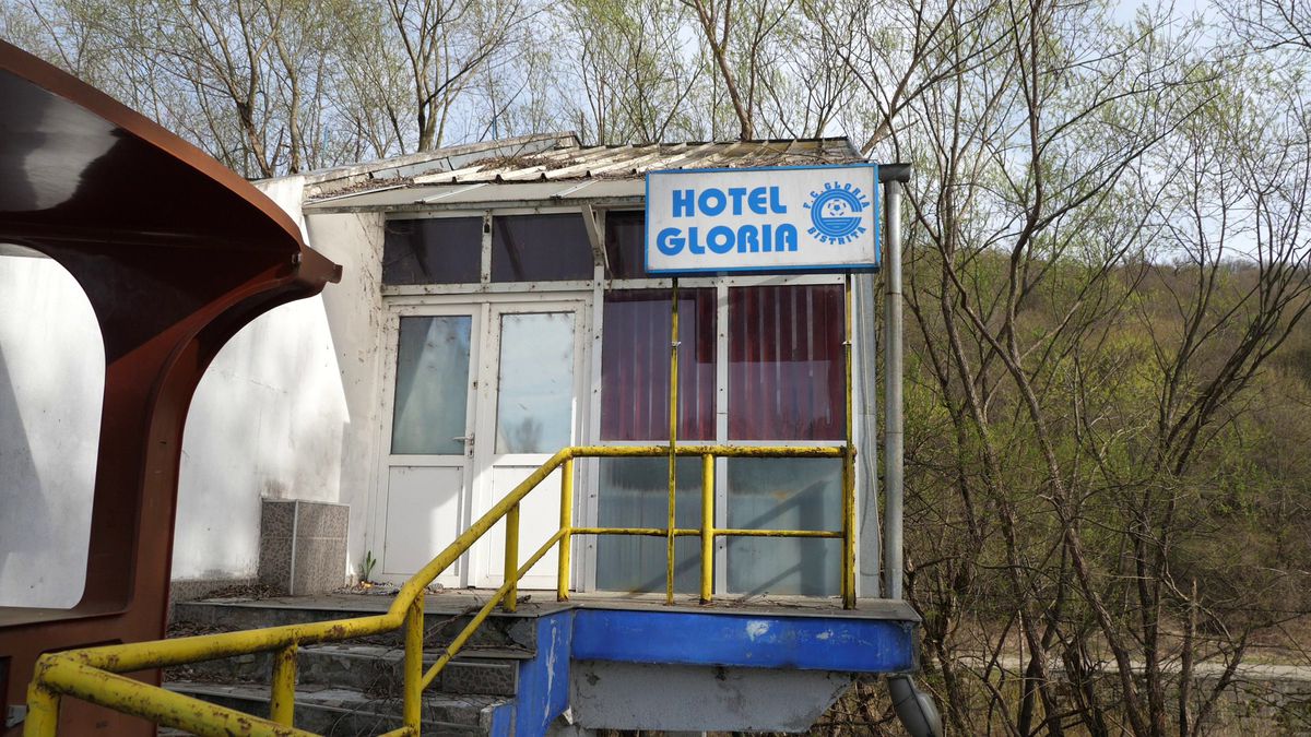 REPORTAJ. Pe Gloria Bistrița o găsește centenarul cu un stadion prăpădit