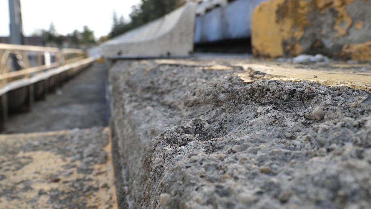 REPORTAJ. Pe Gloria Bistrița o găsește centenarul cu un stadion prăpădit