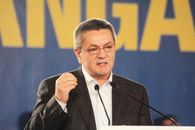 „Patronul” Ioan Rus se implică la CFR Cluj! » Fostul ministru de Interne a apărut în fața jucătorilor și le-a ținut un discurs