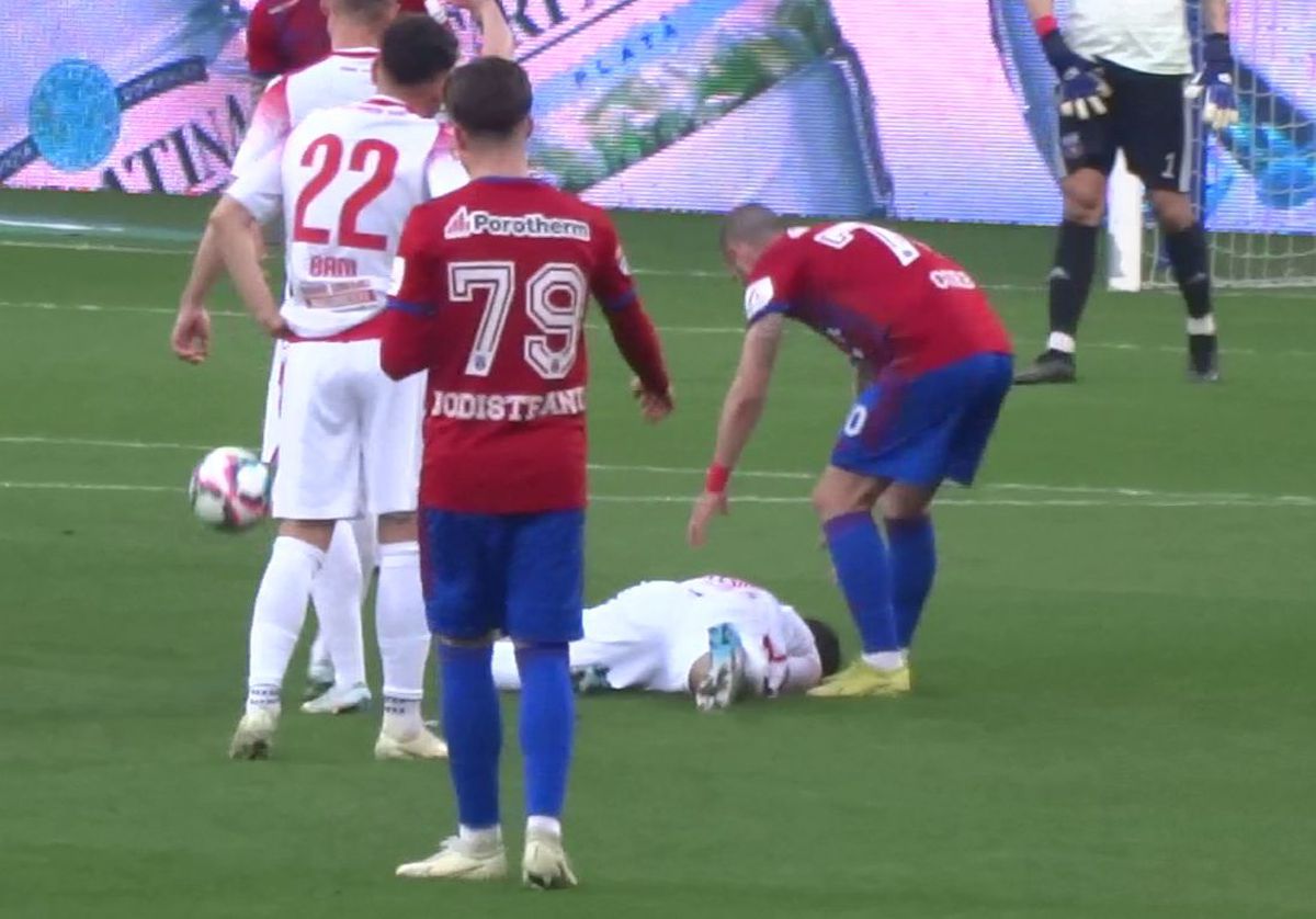 FOTO Accidentare Dani Iglesias în CSA Steaua - Dinamo