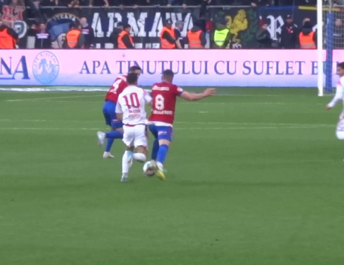 FOTO Accidentare Dani Iglesias în CSA Steaua - Dinamo