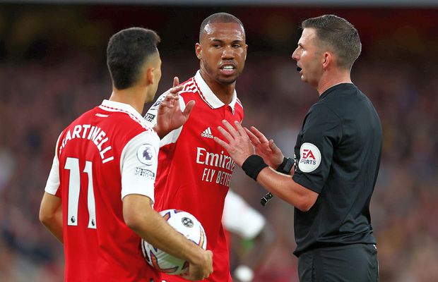 Optimism la Arsenal că arbitrul va fi cu noroc în meciul pentru titlu de azi cu City » Dar ar putea avea o surpriză