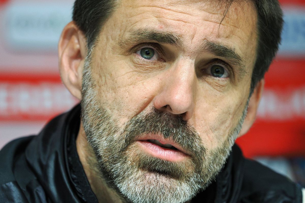 „Doar un miracol ne mai salvează” » Zeljko Kopic, resemnat după ce a dus-o pe Dinamo la un pas de Liga 2