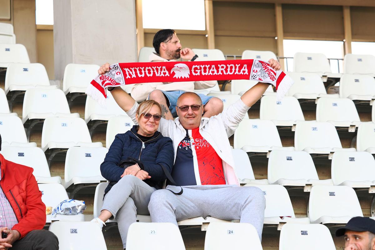 Înainte de Dinamo - Voluntari