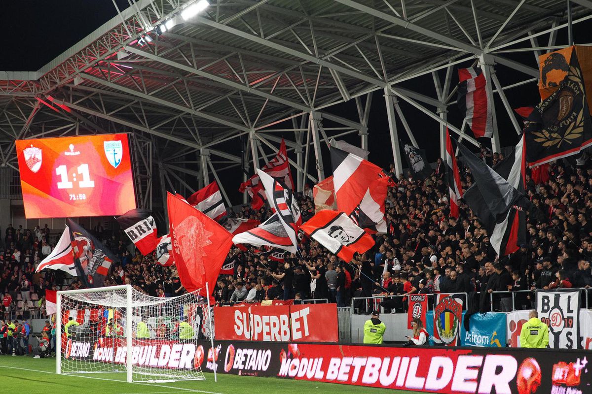 Ultrașii lui Dinamo au explicat motivul pentru care n-au intrat pe stadion la meciul cu Voluntari: „Conducerea clubului a reușit ceea ce Jandarmeria n-a putut”