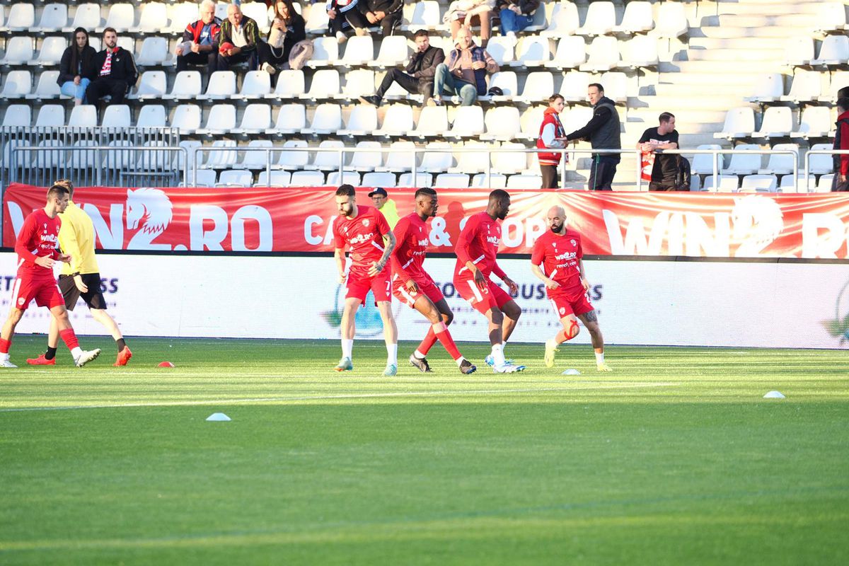 Înainte de Dinamo - Voluntari