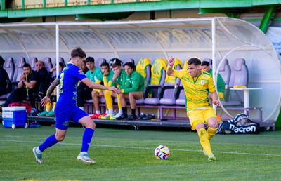 Conflict deschis în lupta pentru promovare: „Să ne ajute și pe noi financiar, ca să simtă gustul performanței!"