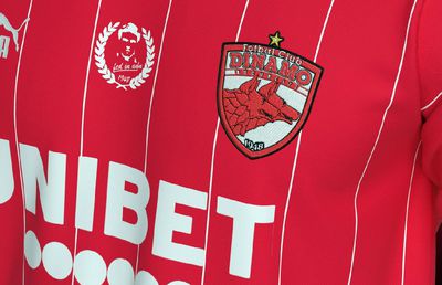 Croșeu după croșeu pentru Dinamo! Adio, siglă?! „E o problemă, n-o să mai joace cu ea”