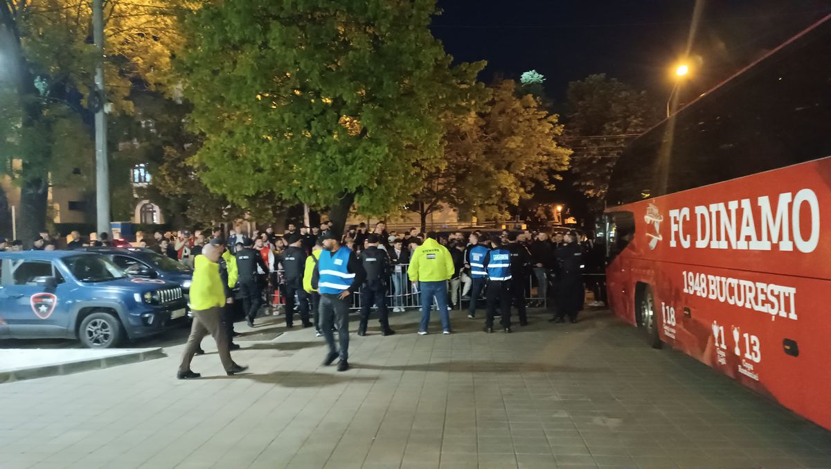 Ultrașii lui Dinamo și-au pierdut răbdarea » Patriche a mers să îi confrunte: „Vă place să vă bateți joc de noi? Iar ne retrogradați?!” + cer demisia lui Kopic: „Mâine să pleci!”