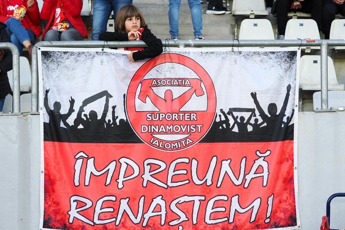 Înainte de Dinamo - Voluntari