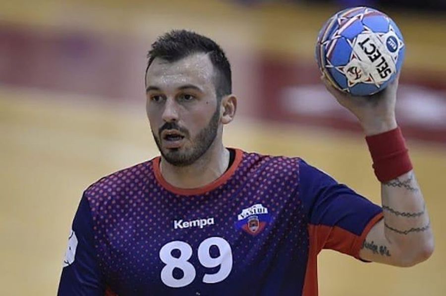 Florin Acatrinei Cutremur în handbalul românesc! Florin Acatrinei a recunoscut că a jucat la pariuri și a fost exclus din lot