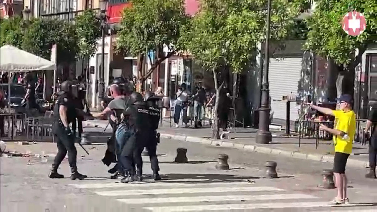 Incidente în Sevilla înainte de Barcelona - Real Madrid, finala Cupei Regelui