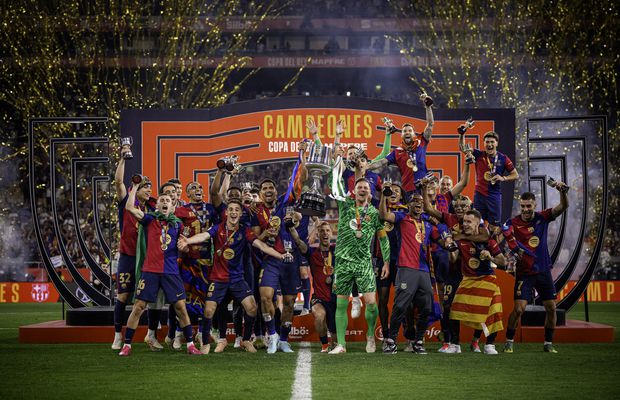 Acesta este momentul în care Barcelona ridică trofeul » Primele reacții din tabăra învingătoarei, după triumful epic din finala Cupei Regelui + Cadoul simbolic primit de fiecare jucător