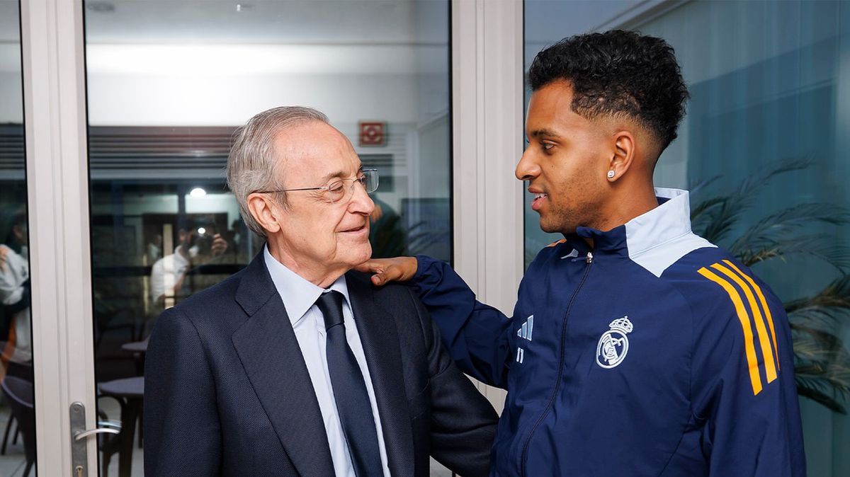 Florentino Perez este la Sevilla alături de jucătorii de la Real Madrid