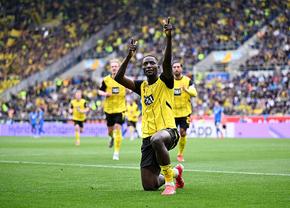 Borussia Dortmund câștigă și rămâne în cărți pentru calificarea în Liga Campionilor