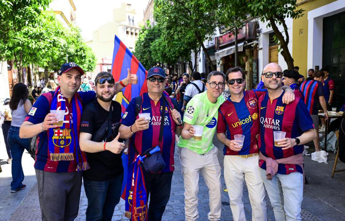 Imaginea zilei la Sevilla, înainte de Barcelona - Real Madrid » Până unde au mers fanii