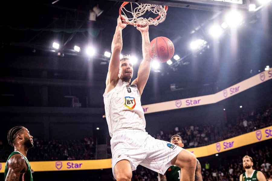 Incursiune în mintea celui mai misterios jucător de la U-BT Cluj-Napoca » A jucat la 3 campionate europene și se destăinuie Gazetei: „Încerc să explic totul, chiar și emoțiile”