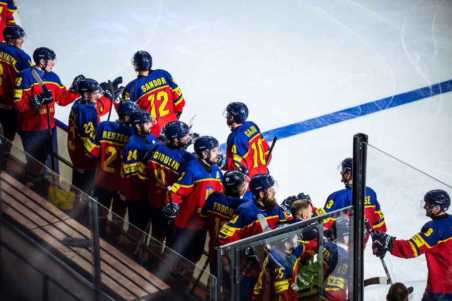 Campionatul Mondial de Hochei de la Sfântu Gheorghe, aproape de start! » Cum arată lotul și programul României + Detaliul la care tricolorii sunt dominați