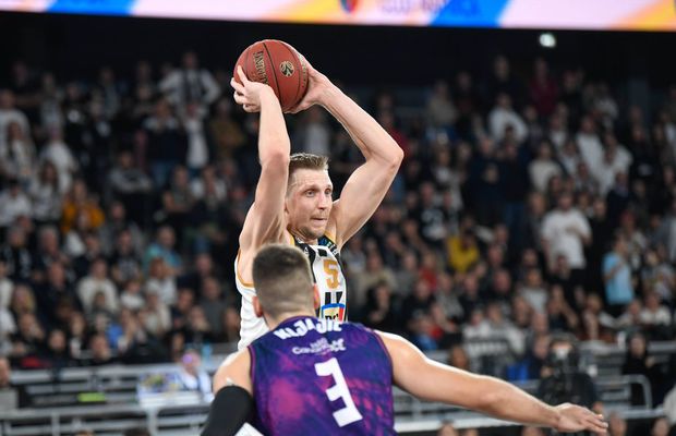 Incursiune în mintea celui mai misterios jucător de la U-BT Cluj-Napoca » A jucat la 3 campionate europene și se destăinuie Gazetei: „Încerc să explic totul, chiar și emoțiile”
