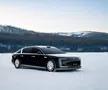 Mașina care seamănă izbitor cu Rolls-Royce și Mercedes » E mult mai ieftină decât cei doi giganți auto