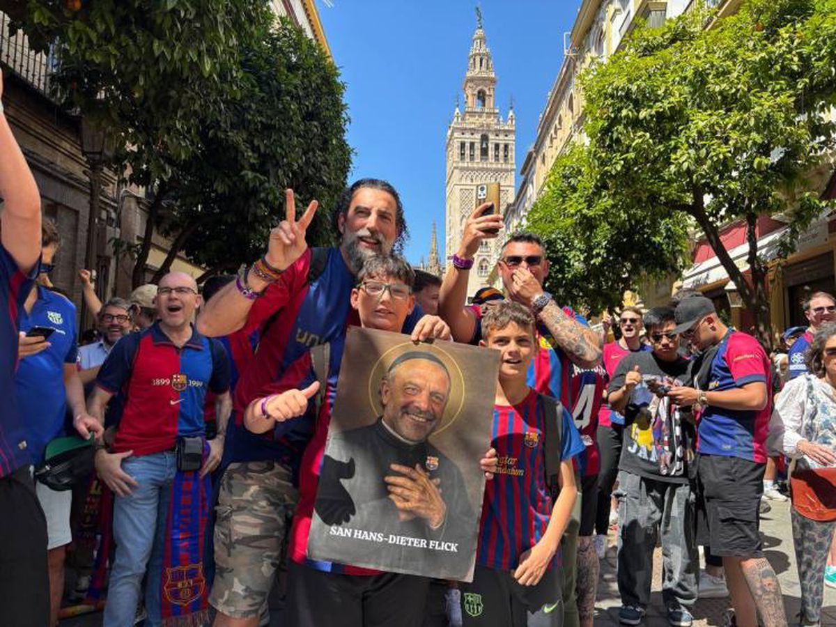 Fanii celor de la Barcelona au făcut show în Sevilla înaintea meciului cu Real Madrid