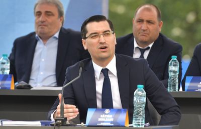 „E abuzivă” » Încă un patron din Superliga atacă decizia lui Burleanu: „Am vorbit și cu alți președinți”