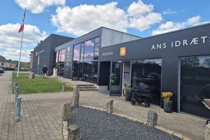 Selecționerul României, șocat de ce a găsit în Danemarca: „Despre ce vorbim? Dimineața, tot cartierul!”