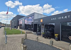 Selecționerul României, șocat de ce a găsit în Danemarca: „Despre ce vorbim? Dimineața, tot cartierul!”