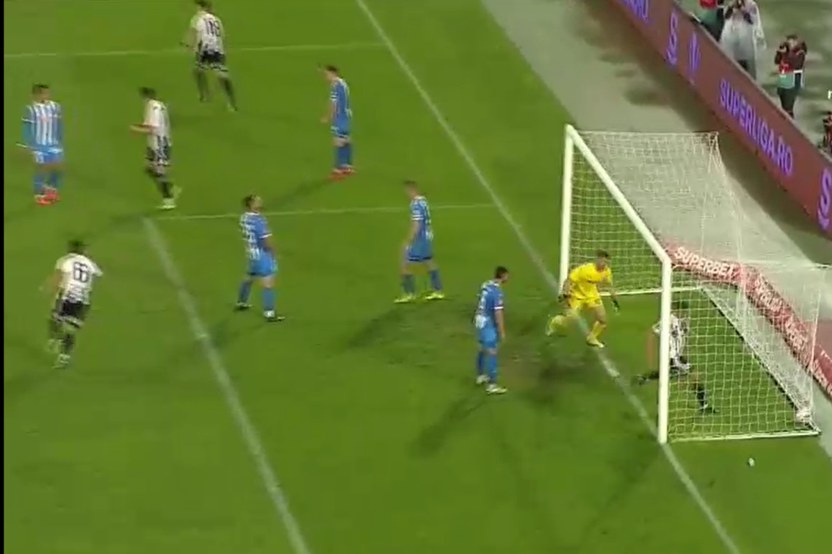 U Cluj - Craiova 2-1. Ce coșmar! Gjoko Zajkov, un nou autogol uluitor în acest play-off