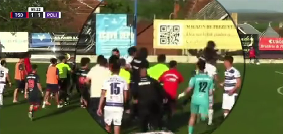 Imagini incredibile: Dan Alexa, repriză de box pe gazon!