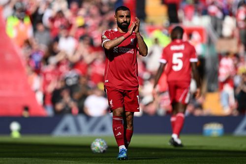 Mohamed Salah pare că-și ia adio de la fanii lui Liverpool / Foto: GettyImages