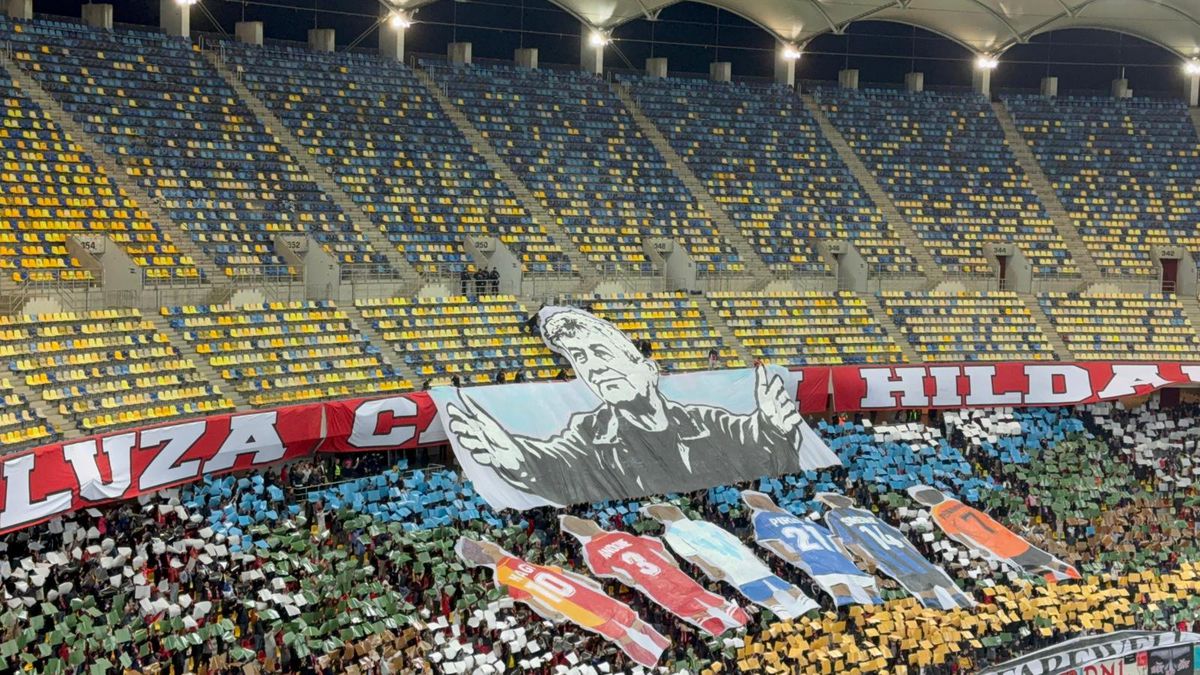 PCH și-a luat adio: scenografie in memoriam Mircea Lucescu, cu Hagi în peluza roș-albă » Giuleștenii au aplaudat!