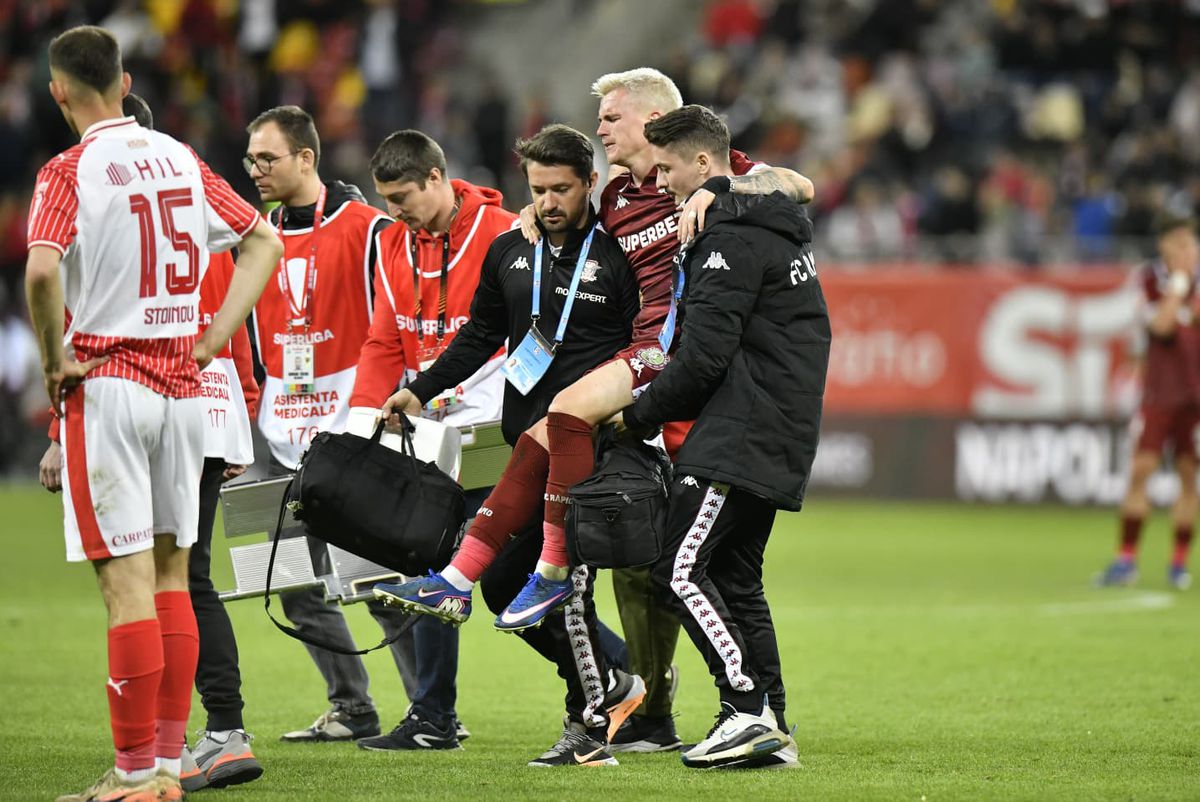 Claudiu Petrila s-a accidentat și a plâns în hohote pe bancă