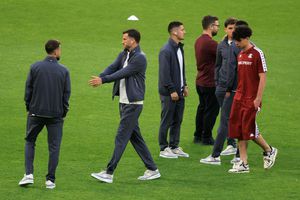 Dinamo - Rapid, derby pentru Europa » Echipele de start + cele mai tari cote