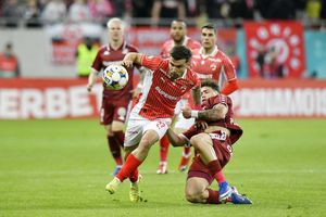 Dinamo - Rapid, derby pentru Europa » Aioani este schimbat în minutul 4